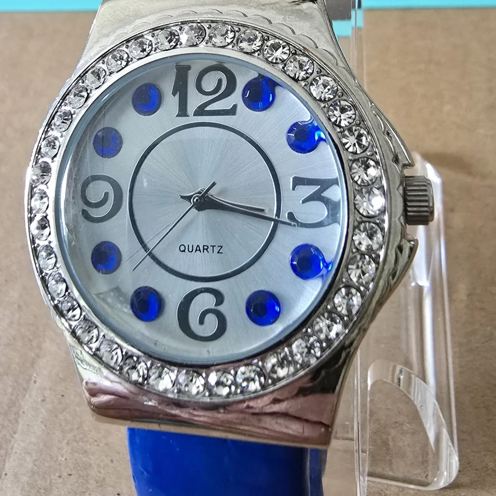 Accutime Rhinestone Ladies Silver Tone Blue Cuff Band Watch Working